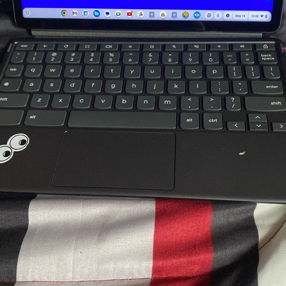 Lenovo ChromeBook used 1 time and is in good condition - Picture 3 of 5